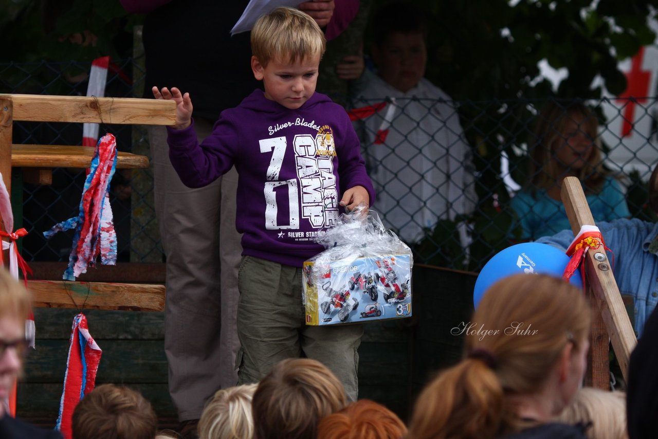 Bild 176 - Vogelschießen 2011